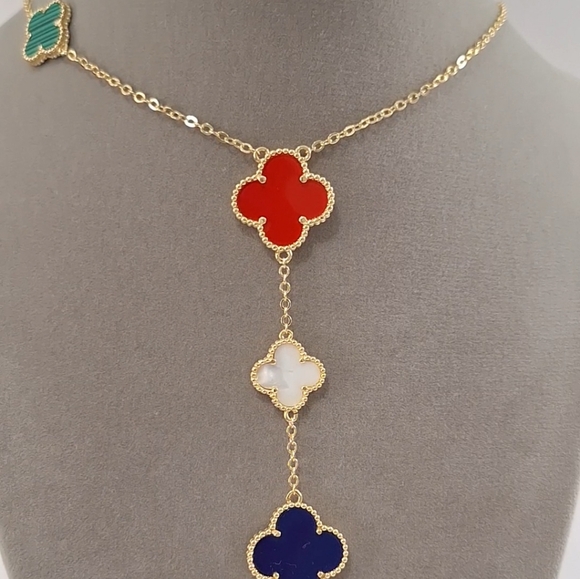 Multicolor Elegant Clover necklace - Picture 4 of 4